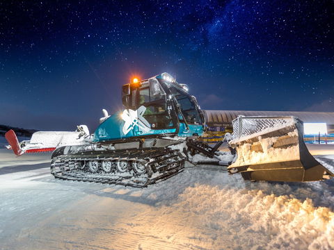 Groomer Tours At Perisher - South Australia Travel 4