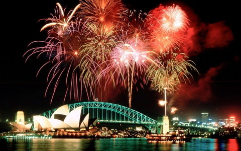 New Year's Eve Fireworks Cruise: Sydney Showboats - South Australia Travel 2