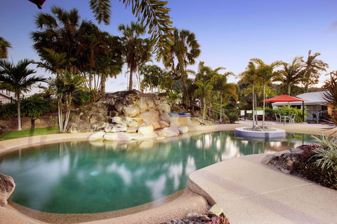 Mission Beach Resort - South Australia Travel 2