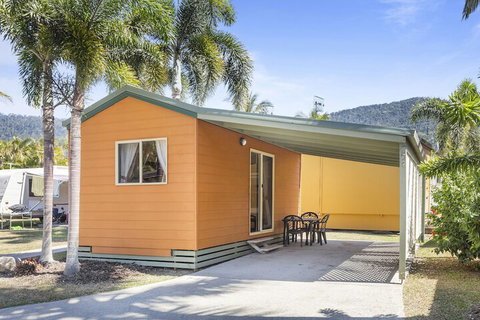 Tasman Holiday Parks - Airlie Beach - South Australia Travel 4