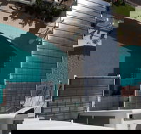 Waters Edge Apartments Cairns