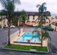 Econo Lodge Hacienda International - South Australia Travel