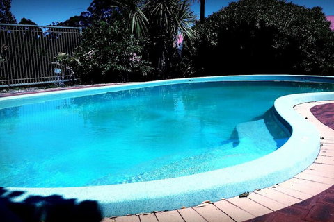 Karri Forest Motel - South Australia Travel 1