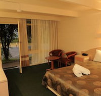 Absolute Lakes Entrance - South Australia Travel