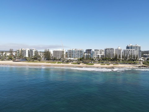 Malibu Mooloolaba - South Australia Travel 1