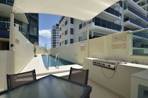 Malibu Mooloolaba - South Australia Travel 5