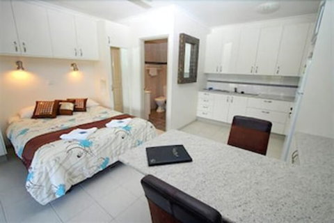 Coral Point Lodge - South Australia Travel 4