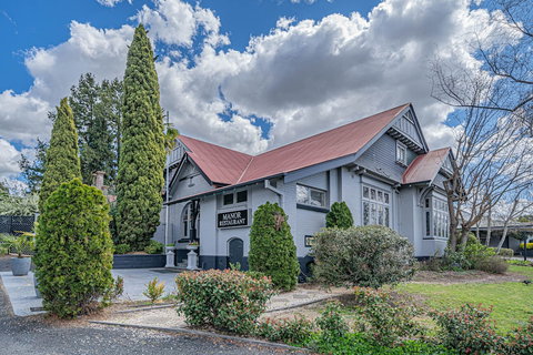 Cotswold Gardens - South Australia Travel 6