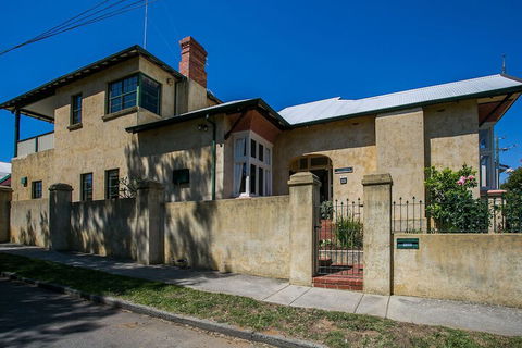 Danum House B & B - South Australia Travel 1