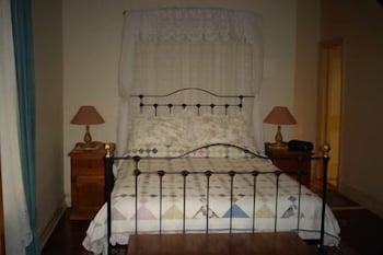 Robe House - South Australia Travel 3