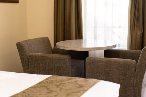 Prince Of Wales Motor Inn - South Australia Travel 2