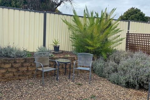 Sunray Motor Inn - South Australia Travel 1