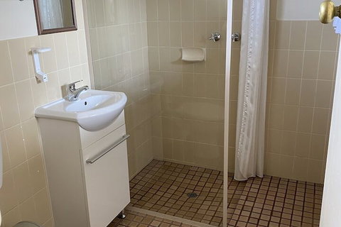 Aviators Lodge Motel - South Australia Travel 6