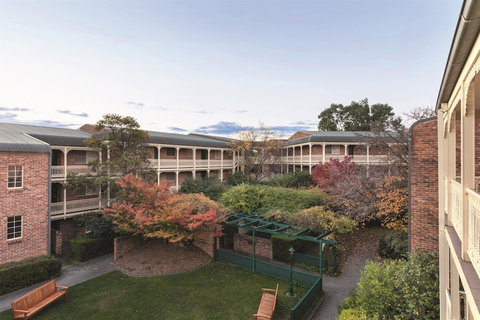 Adina Serviced Apartments Canberra Kingston - South Australia Travel 4