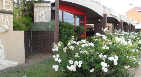 Bidgee Motor Inn - South Australia Travel 0