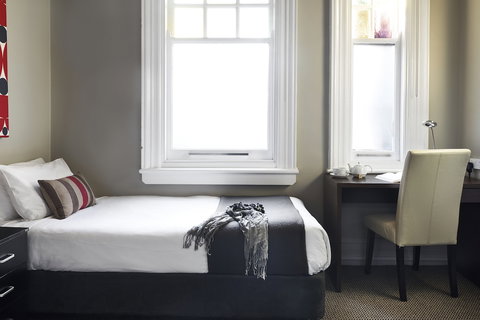 Vulcan Hotel Sydney - South Australia Travel 6