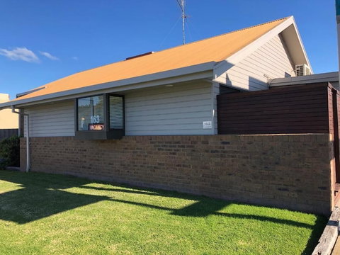 Beachfront Motel - South Australia Travel 4