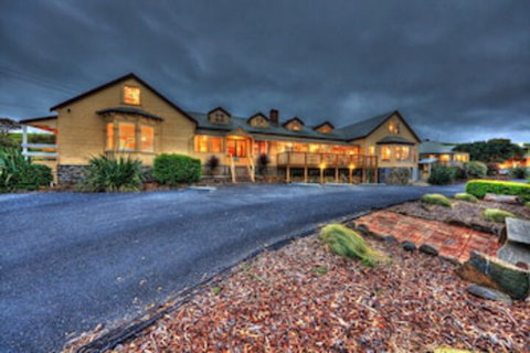 Stanley Seaview Inn - South Australia Travel 0