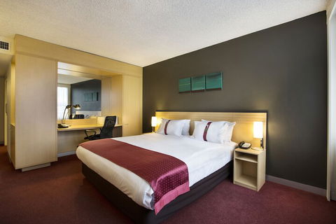 Holiday Inn Melbourne Airport, An IHG Hotel - South Australia Travel 4