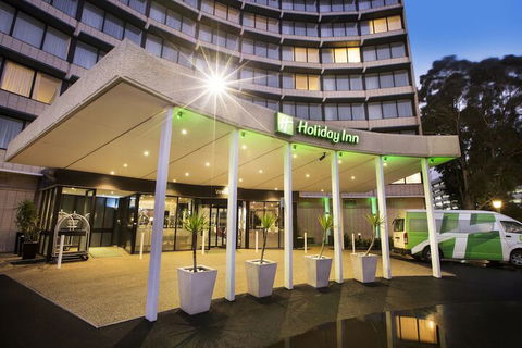 Holiday Inn Melbourne Airport, An IHG Hotel - South Australia Travel 1