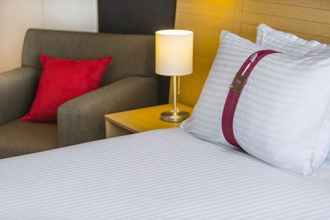 Holiday Inn Melbourne Airport, An IHG Hotel - South Australia Travel 6