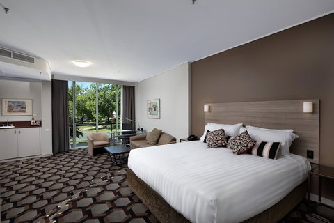 Rydges Canberra - South Australia Travel 4
