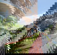 Beachcomber International Resort - South Australia Travel