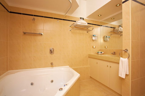 Quest Savoy - South Australia Travel 4