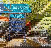 Quality Hotel Manor - South Australia Travel