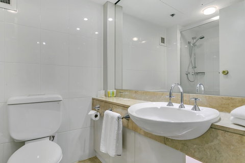 Stamford Plaza Adelaide - South Australia Travel 5