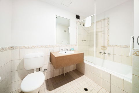 All Suites Perth - South Australia Travel 3