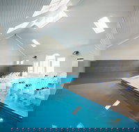 Deep Blue Hotel  Hot Springs - South Australia Travel