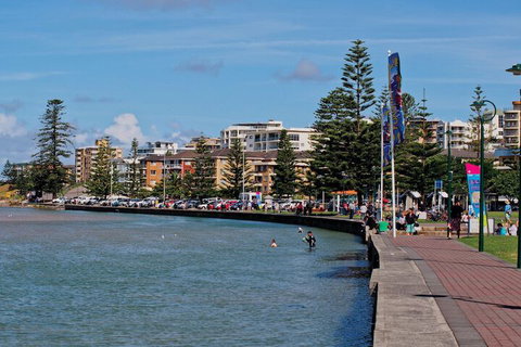 Oaks The Entrance Waterfront Suites - South Australia Travel 3