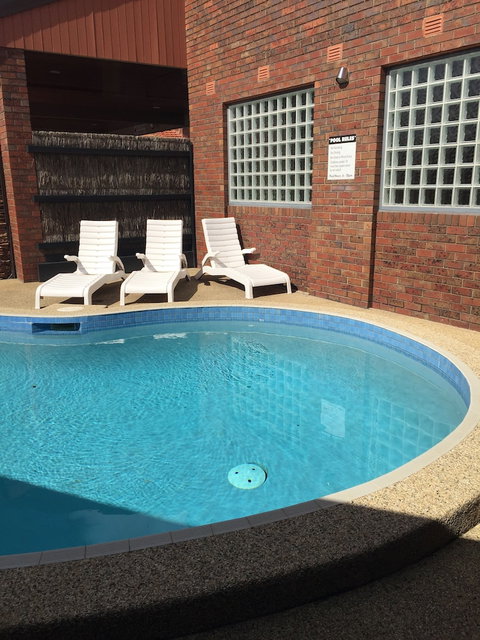 Hotel Bruce County - South Australia Travel 1