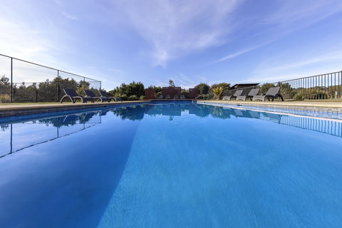 Ramada Resort By Wyndham Phillip Island - South Australia Travel 1