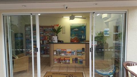 Cayman Villas - South Australia Travel 0