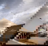 Salamanca Suites - South Australia Travel