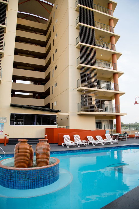 Cullen Bay Resort - South Australia Travel 5