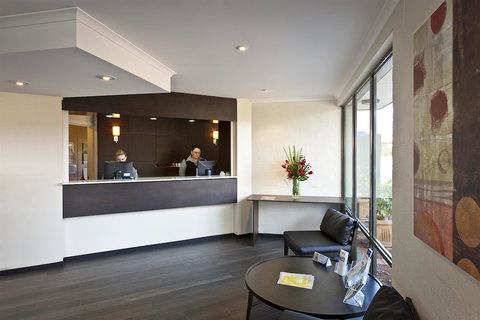 Ibis Styles Canberra Tall Trees - South Australia Travel 1