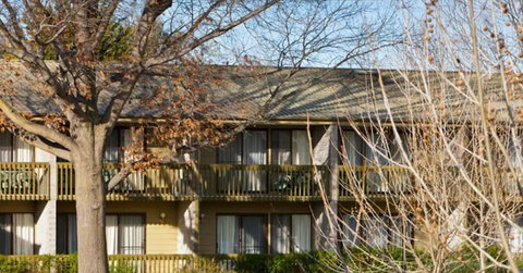 Ibis Styles Canberra Tall Trees - South Australia Travel 0