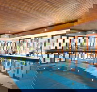 Cumberland Lorne Resort - South Australia Travel