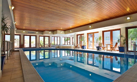 Cumberland Lorne Resort - South Australia Travel 0