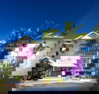 Freestyle Resort Port Douglas - South Australia Travel