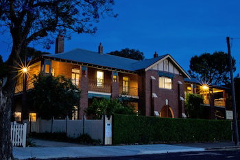 The Old Parkes Convent - South Australia Travel 4