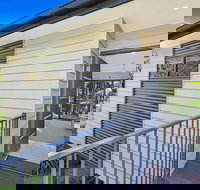 On Obi Maleny - South Australia Travel