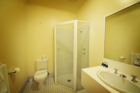 Hotel Victoria - Griffith - South Australia Travel 4