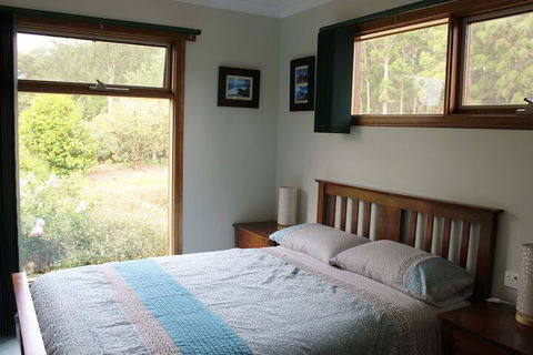 Eagles Roost Farmstay B & B - South Australia Travel 5