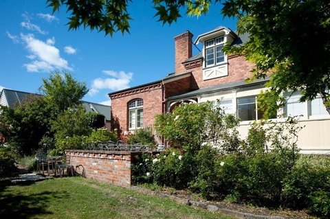 Lowena Cafe And Accommodation - South Australia Travel 3