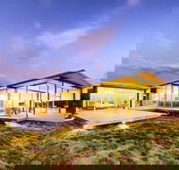 Cloudy Bay Beach House - South Australia Travel