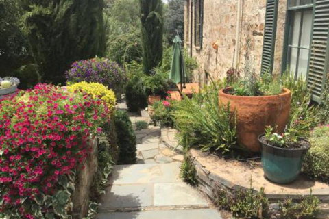 The Olde Devonshire House - South Australia Travel 7